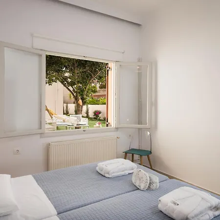 Luxury Garden Villas *